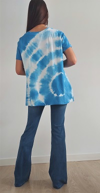 camiseta de algodón azul